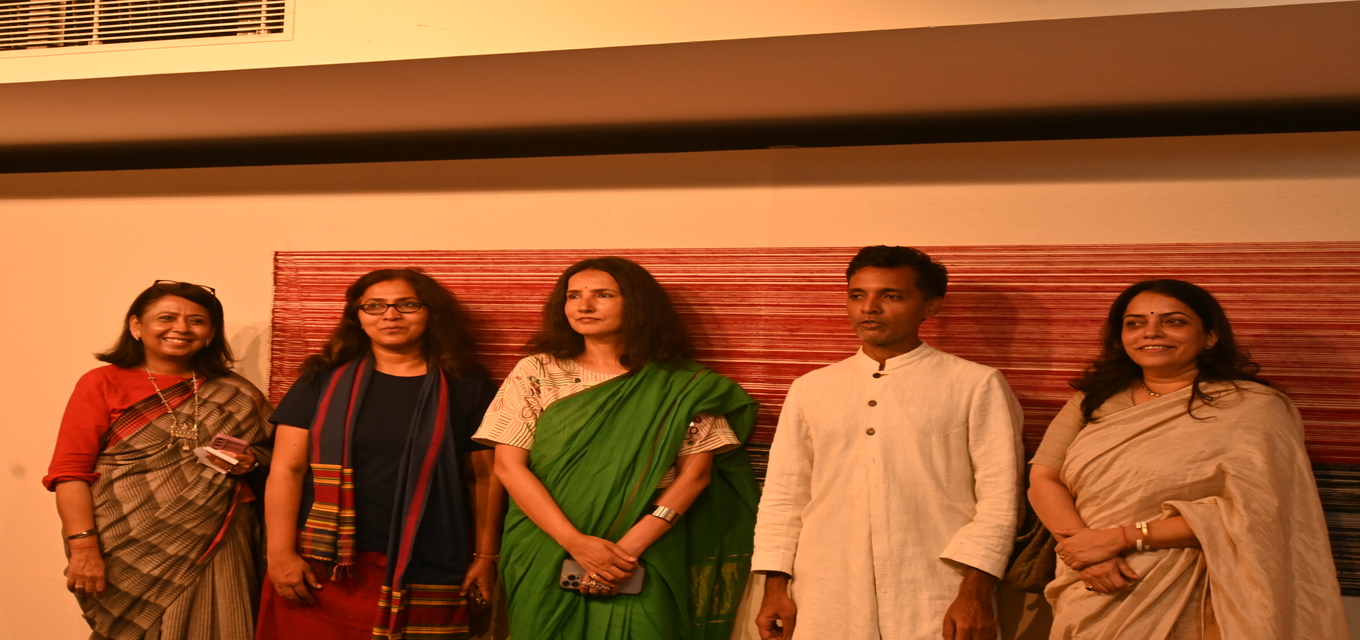 Handloom 