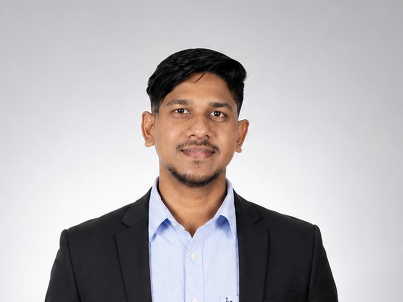 Mr. Praveenraj T
