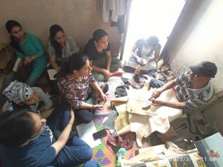 Student Engagement with Craft Cluster - Kolhapuri Chappal