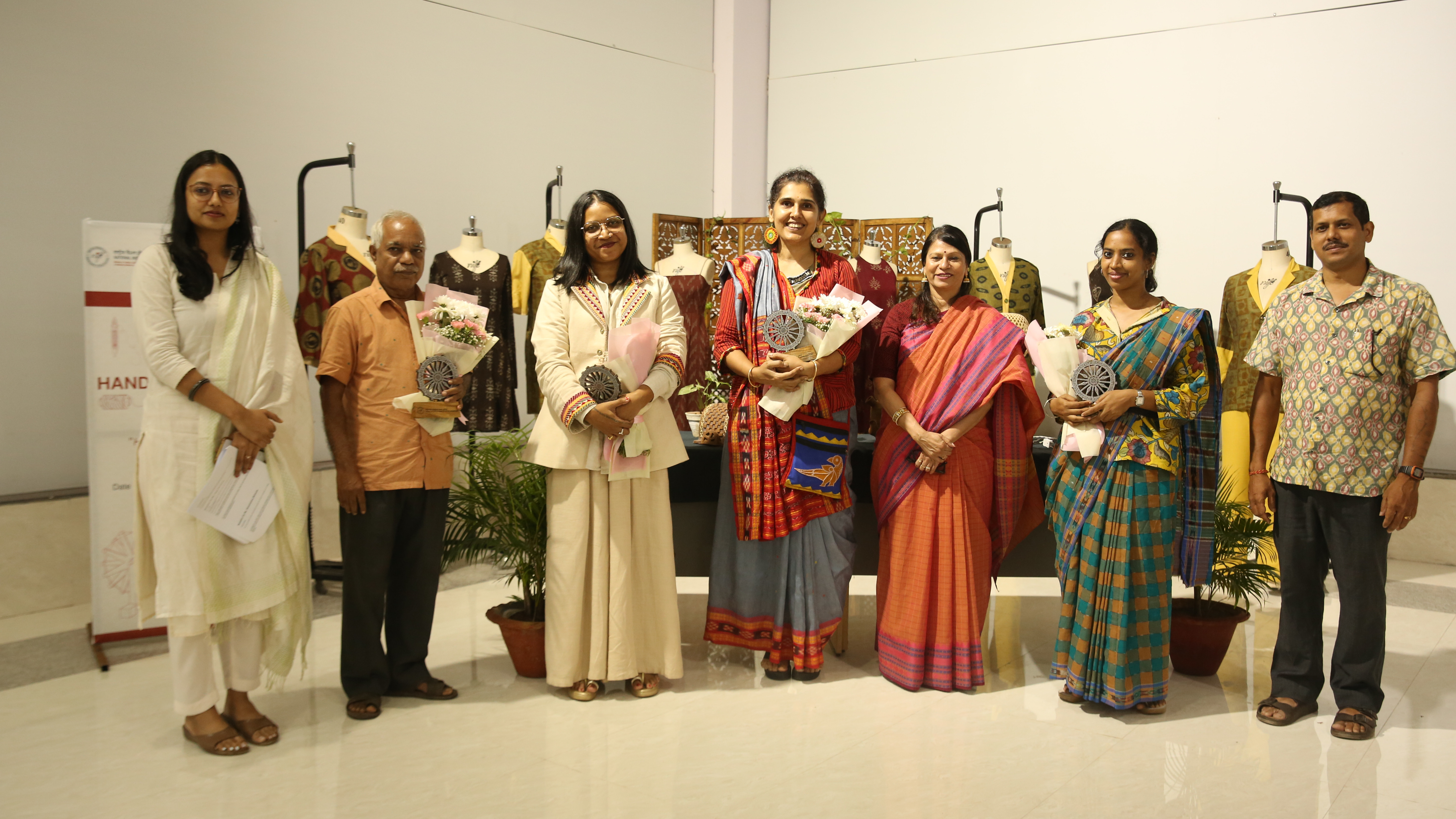 HANDLOOM DAY